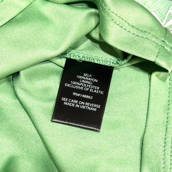 Torrid Smocked Floral Rayon Midi Dress 1X Ruffle Straps Green Cottagecore Easter - Picture 14 of 16